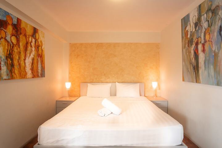 Room 5 of 35