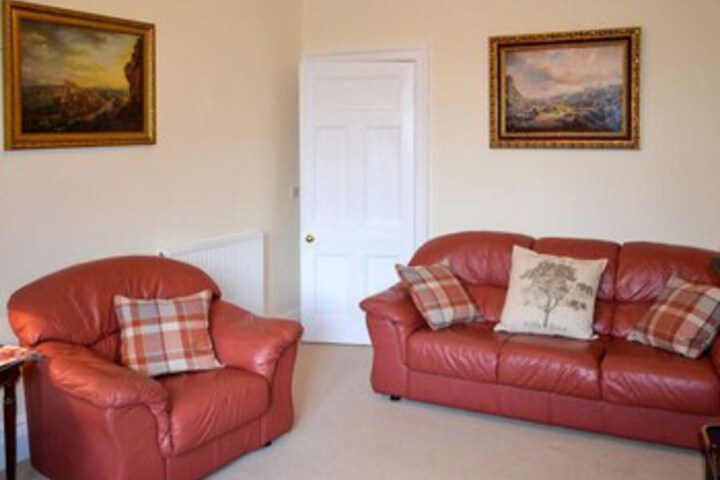 Room 15 of 37