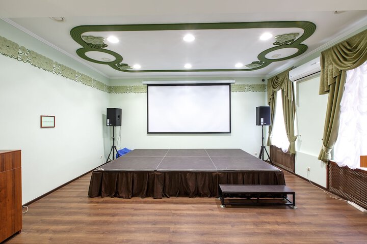 Ballroom/Hall 42 of 51