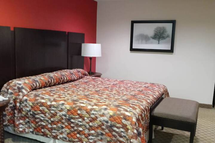Deluxe King Bed (18 of 19)