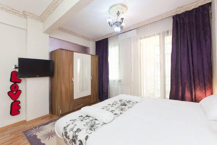 ADONIS HOUSE TAKSIM