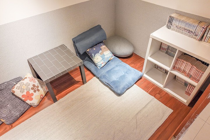 Room 68 of 93