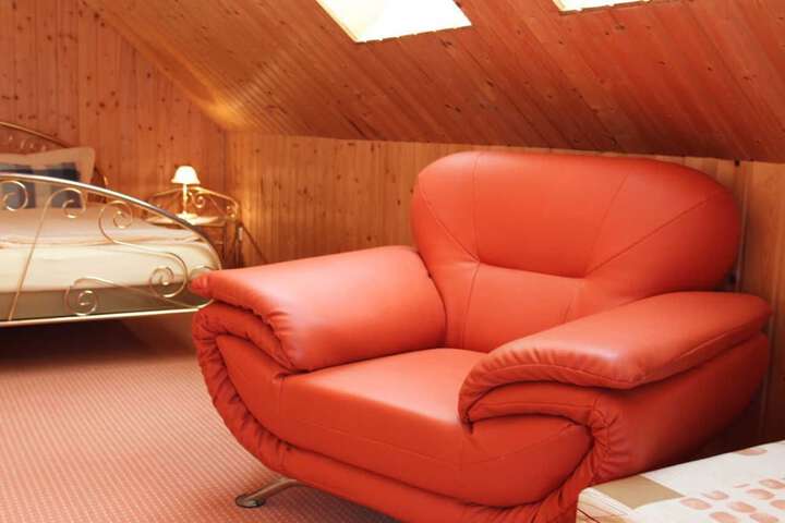 Room 15 of 27