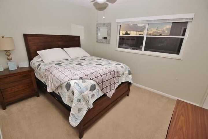 Room 30 of 264