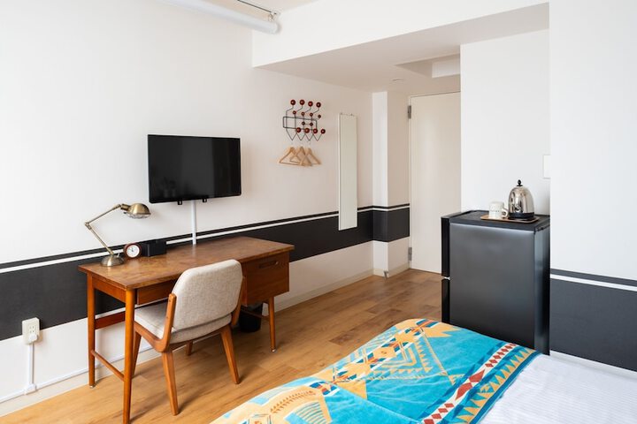 Room 35 of 131