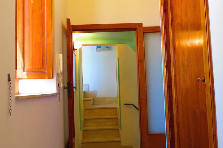Ballroom/Hall 96 of 107