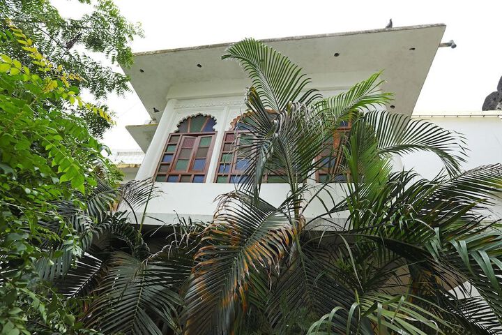 OYO 9540 HOME HERITAGE NEAR CITY PALACE