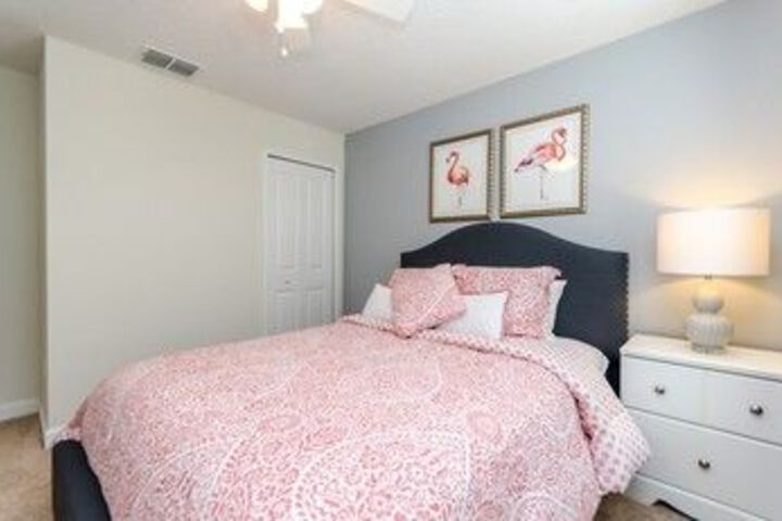 Room 8 of 26