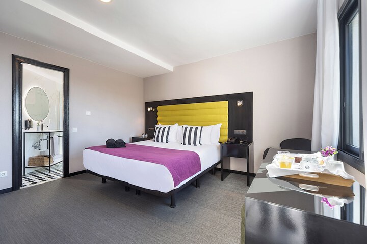 Room 3 of 31