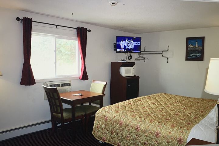 Basic Single Room