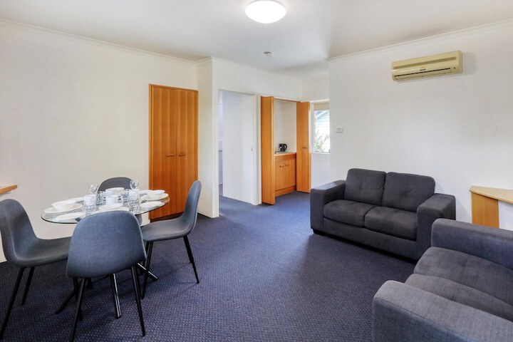 Room 12 of 69