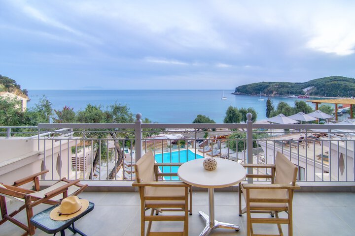 Terrace/Patio 127 of 129
