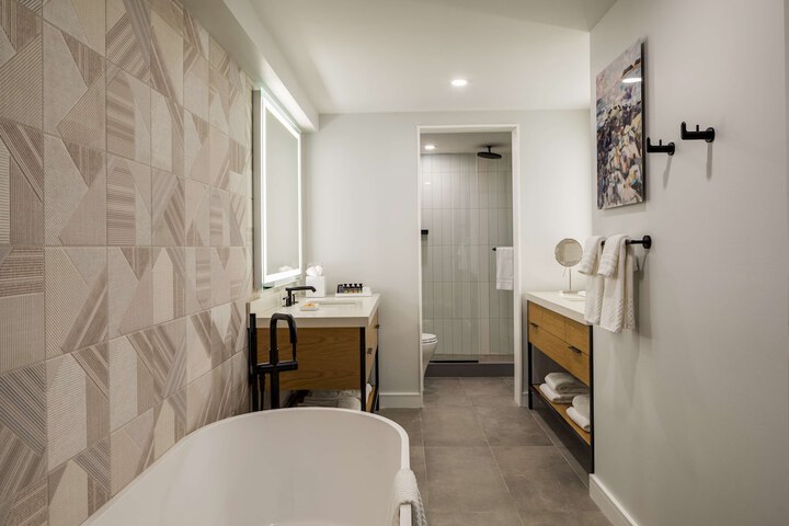 Bathroom shower