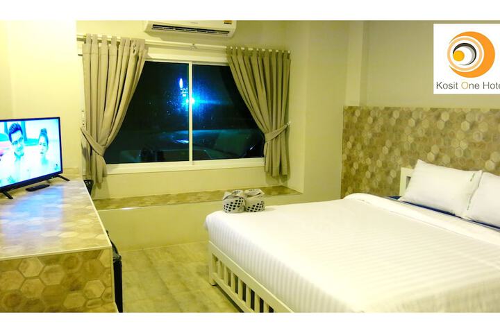 Room 26 of 64