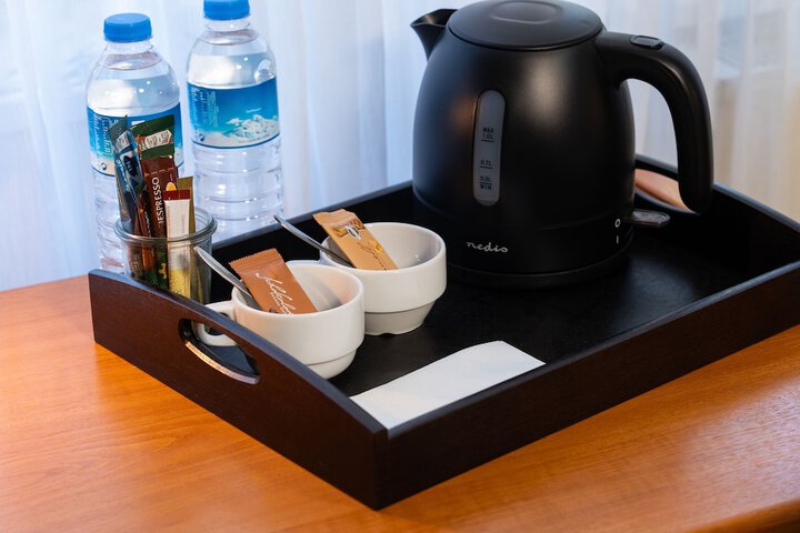 Breakfast/Coffee Service 13 of 15