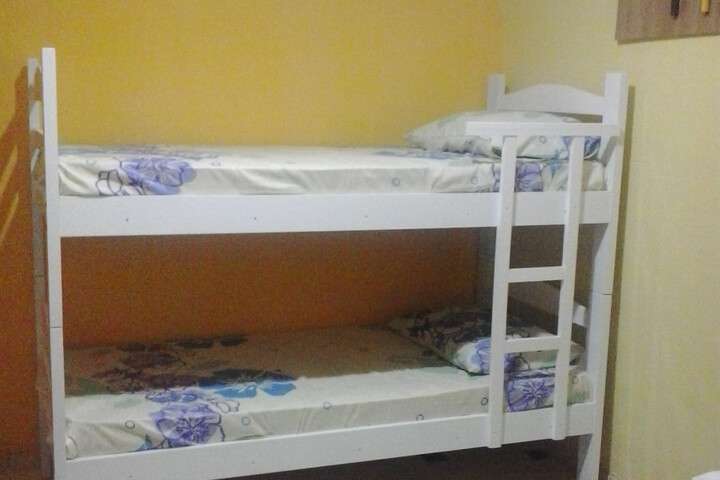 Room 6 of 85