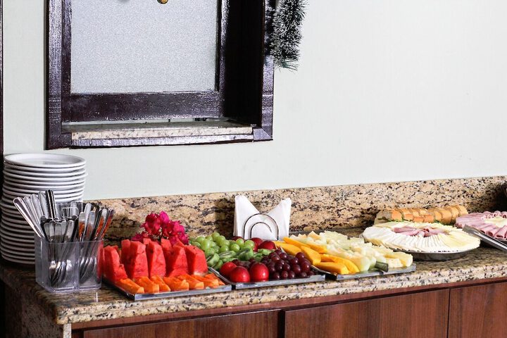 Dining Photos