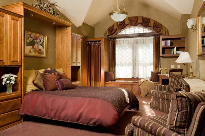 Room 26 of 82