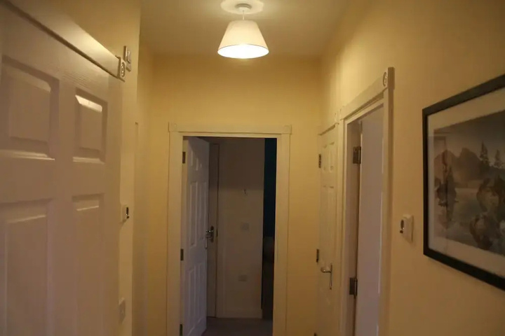 Room 12 of 14