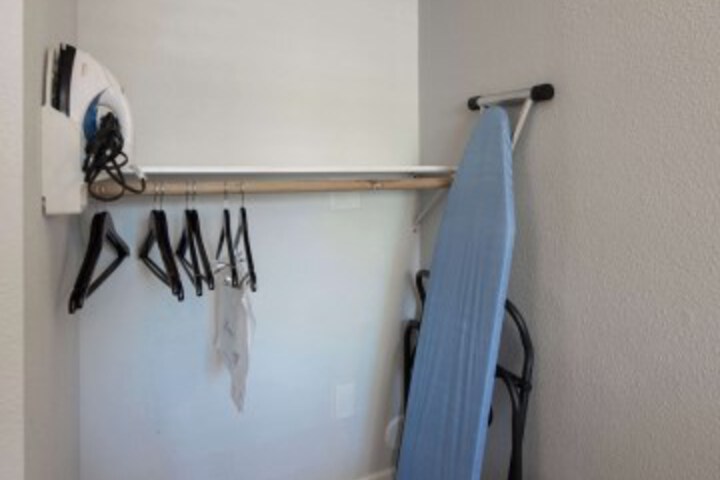 Room 15 of 48