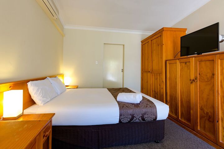 Room 18 of 57