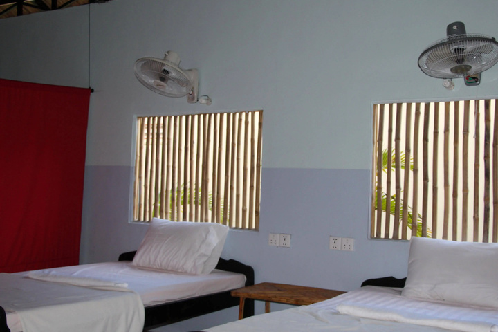 Room 2 of 17