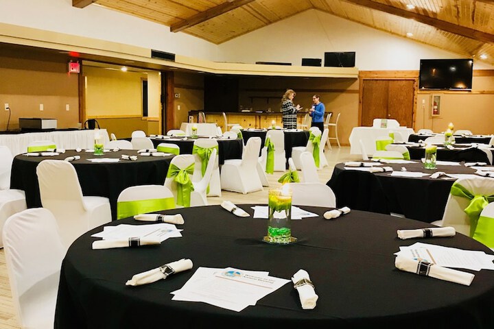 Banquet hall