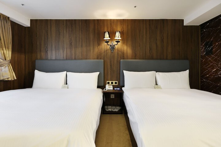 Room 26 of 36