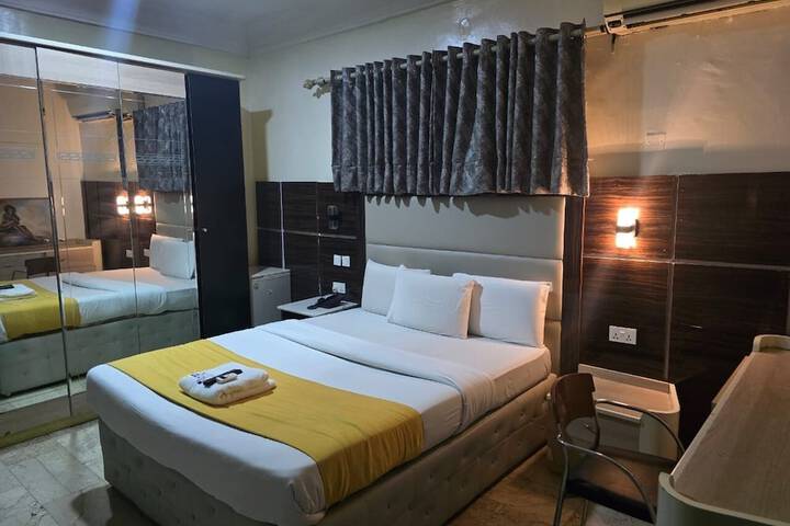Room 21 of 41