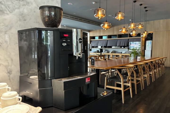 Guest Lobby