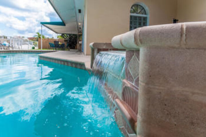 Pool 422 of 524
