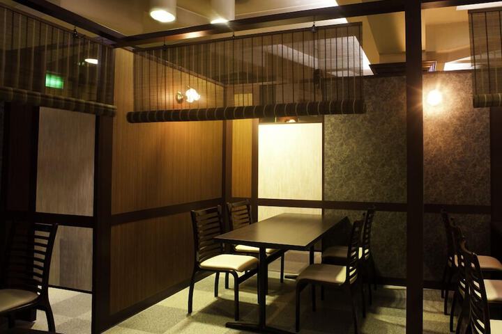 Dining Photos