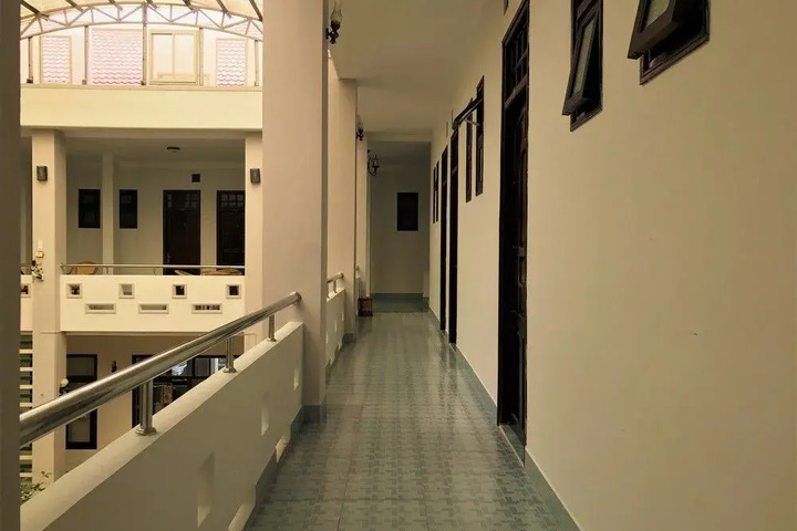 hotel_rooms