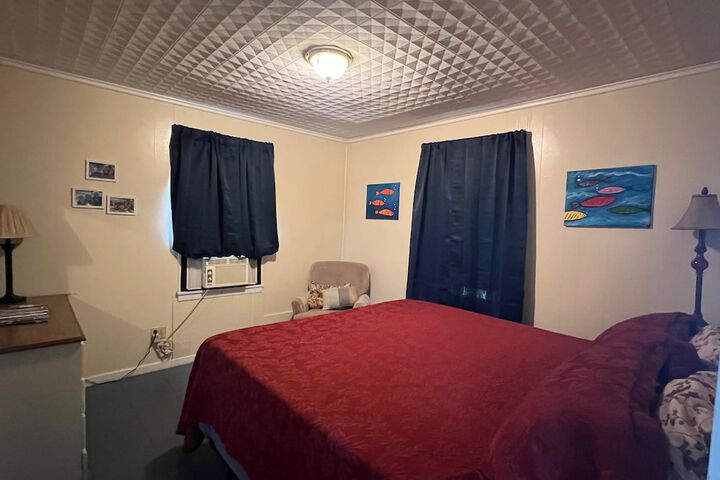 Room 19 of 98