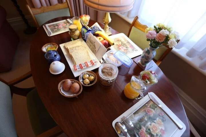 Room 21 of 57