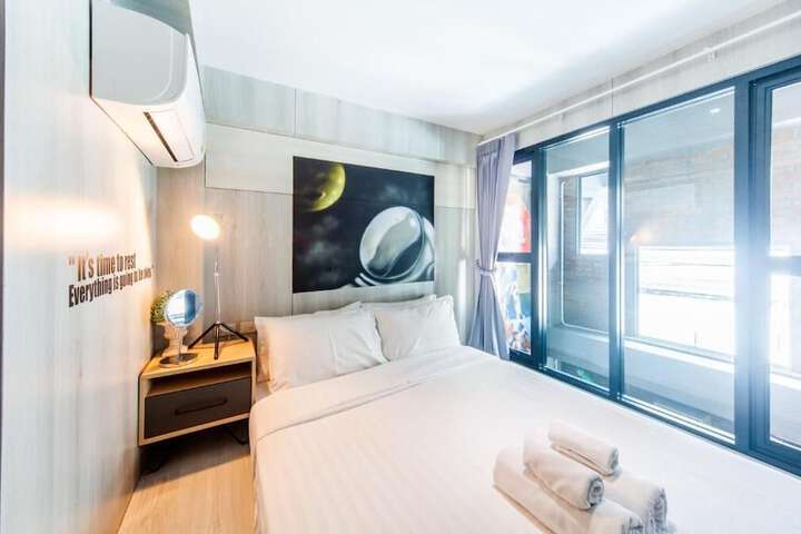 Room 5 of 84