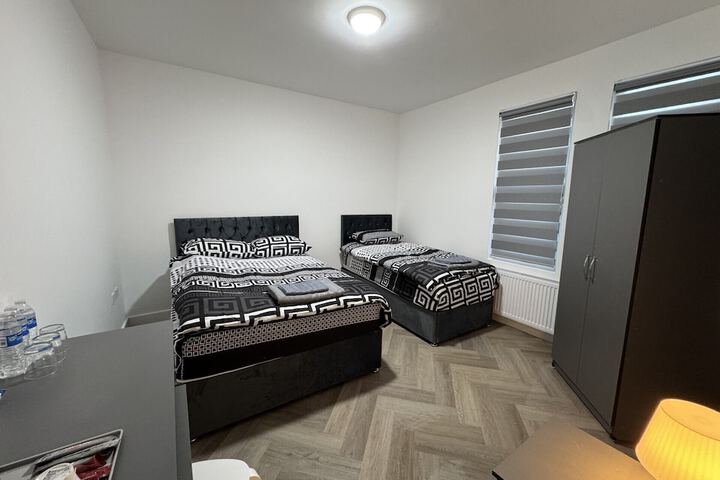 Room 4 of 59
