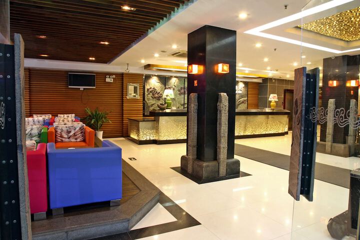 Hotel Interior 8 of 58