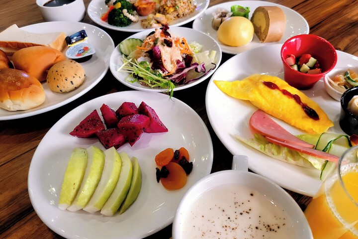 Breakfast/Coffee Service 122 of 155
