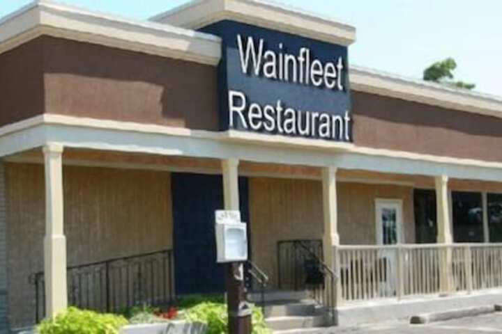 Wainfleet Motel & Restaurant in Wainfleet, ON