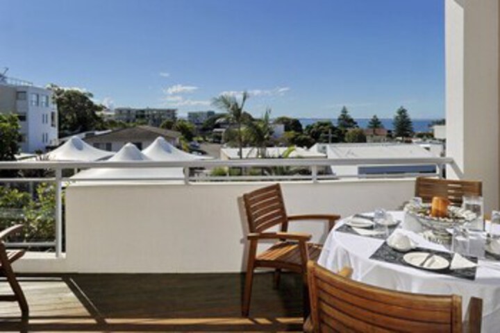 Terrace/Patio 11 of 12