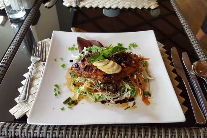 Dining 45 of 71