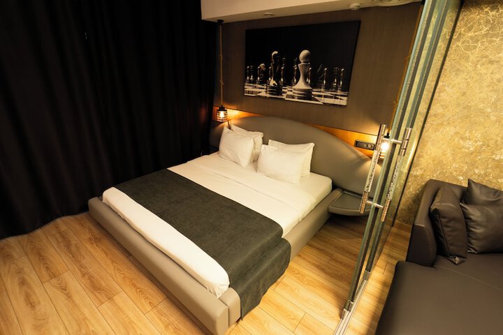 Room 48 of 149