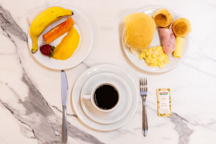 Breakfast/Coffee Service 44 of 62