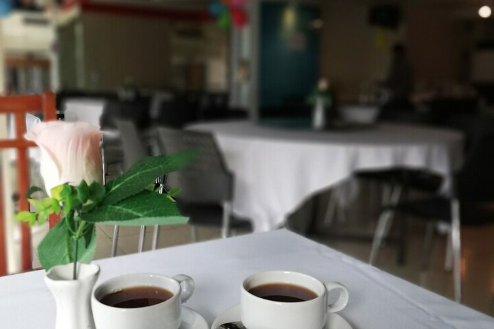 Breakfast/Coffee Service 38 of 50