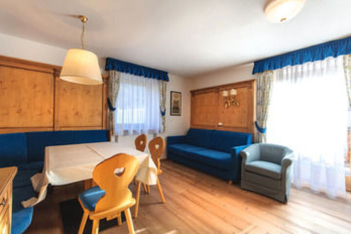 Room 11 of 20