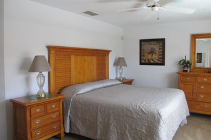 Room 115 of 291