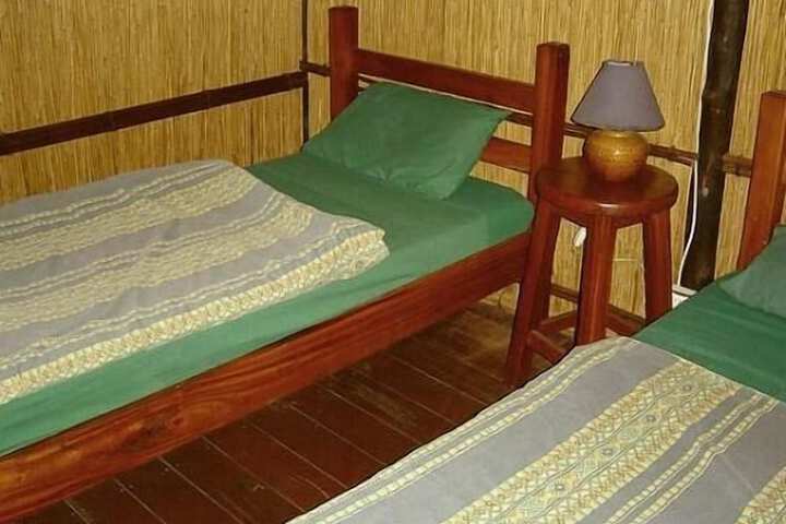Room 9 of 40