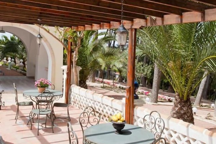Terrace/Patio 13 of 45