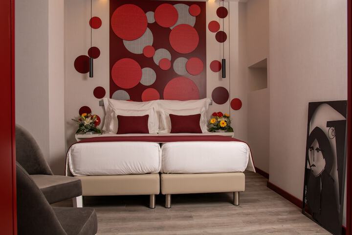 Room 5 of 53